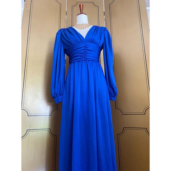 Vintage maxi dress with gathered waist in cobalt blue, size M - Picture 3 of 9
